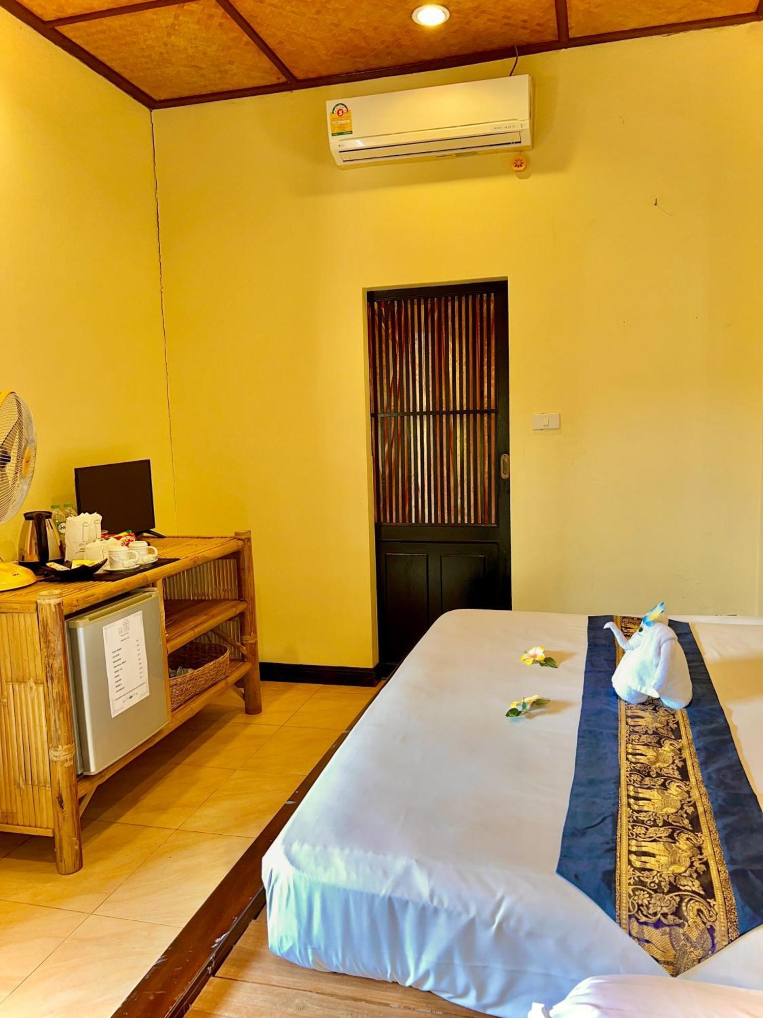 Baan Ton Rak Boutique Resort Koh Chang Buitenkant foto